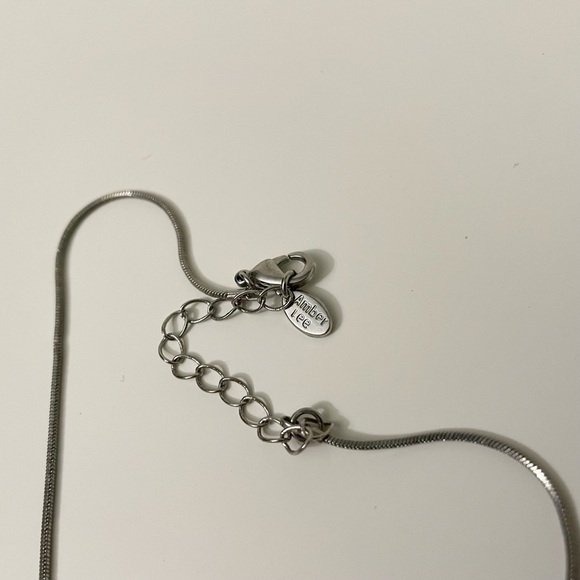 Amber Lee Heart Pendant Necklace Snake Chain - Picture 16 of 16